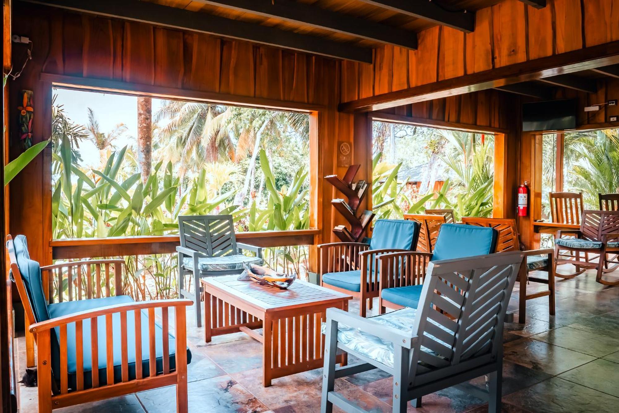 Natural Drake Bay Hotel Boutique Exterior photo
